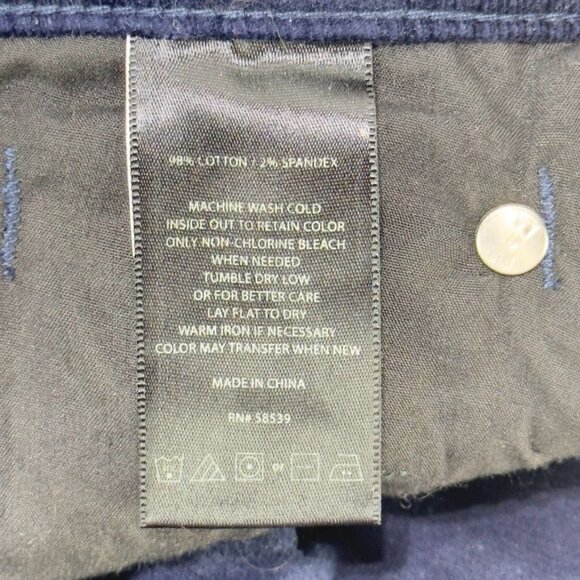 Jeans - Picture 7 of 9